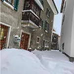 Heimelige Mit Sicht In Bergwelt *