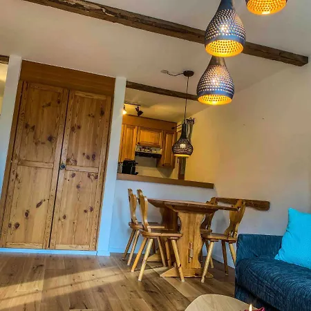 Heimelige Mit Sicht In Bergwelt *