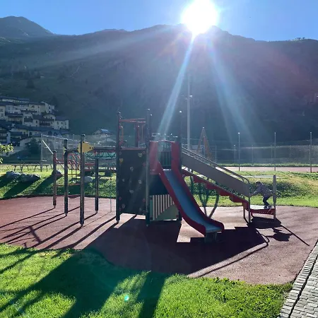Heimelige Mit Sicht In Bergwelt Appartement *