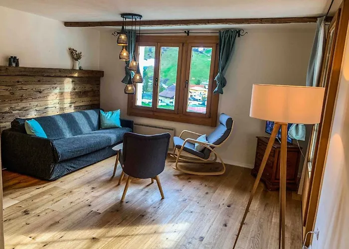 Heimelige Mit Sicht In Bergwelt Bivio