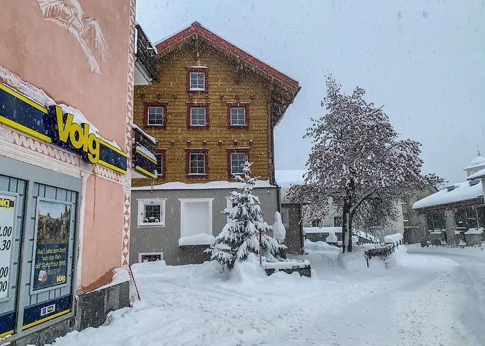 Heimelige Mit Sicht In Bergwelt Bivio