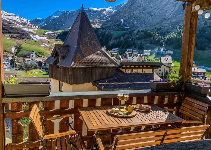 Heimelige Mit Sicht In Bergwelt Bivio