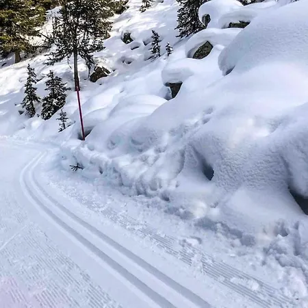 Heimelige Mit Sicht In Bergwelt